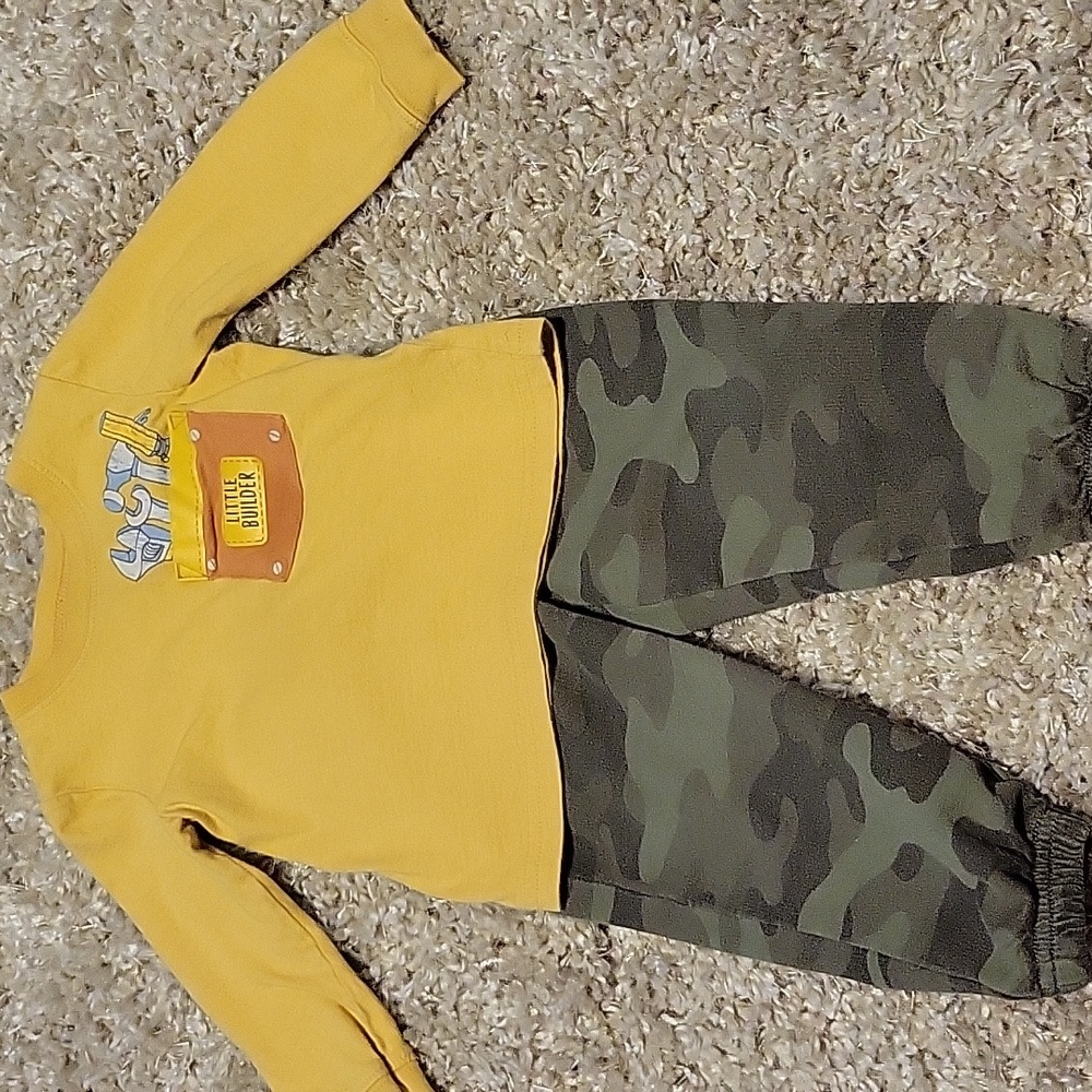 Carter's 18 month set